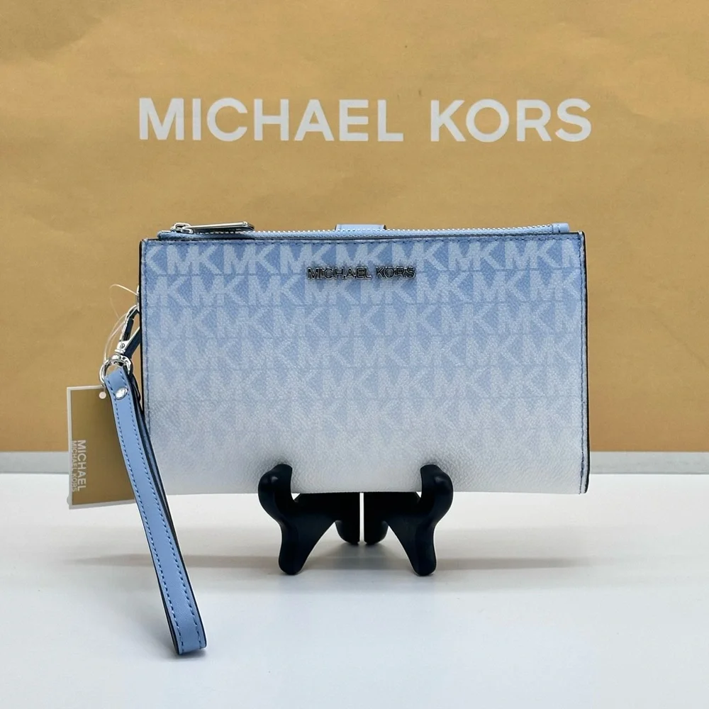MICHAEL KORS Jet Set Large Ombré Logo Wristlet Lt Sky